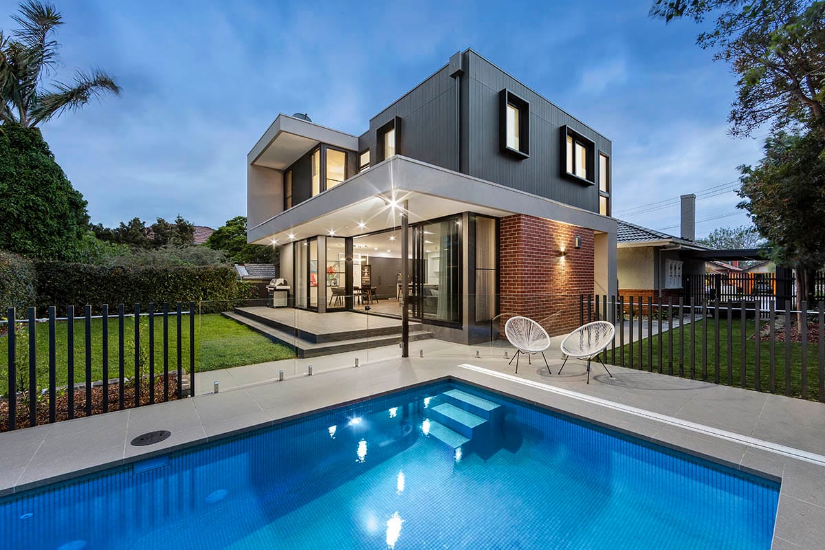 modern house exterior 2021 08 27 19 27 31 utc 1