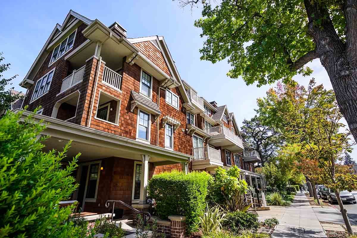 street and houses in one of the residential areas 2021 08 30 08 08 46 utc